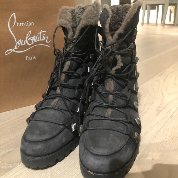 COPY - Christian Louboutin Chaletta Suede 70mm Booties - Picture 4 of 6